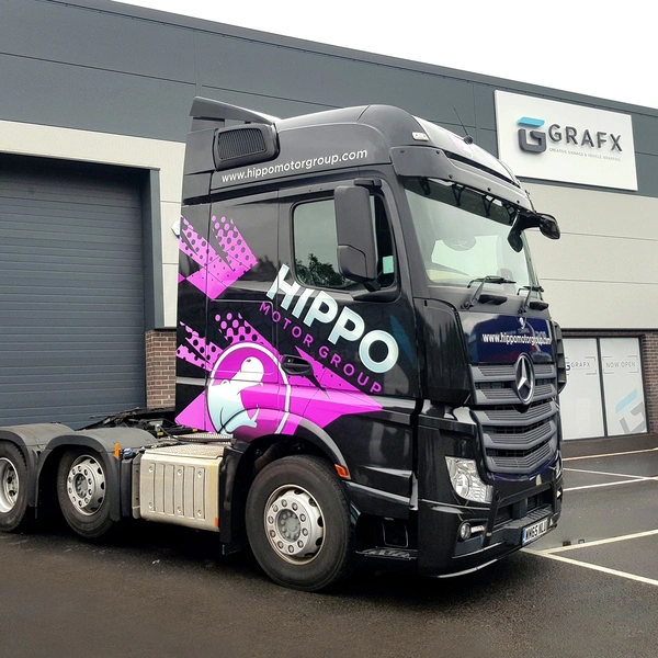  Hgv - Graphics - Hippo - Truck - 01 - Square