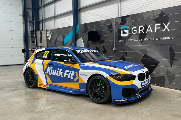  Motorsportgraphics - Ciceley - Kwikfit - Bmw - Hybrid - Land - 01