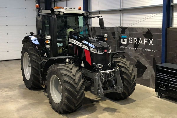  Vehicle - Branding - Clarke - Pullman - Tractor - 04